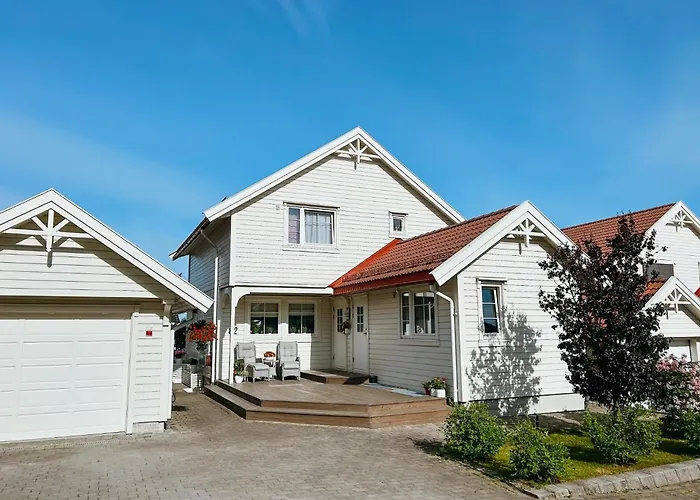 Bright And Cozy Studio - Newly Renovated Bathroom And Free Parking